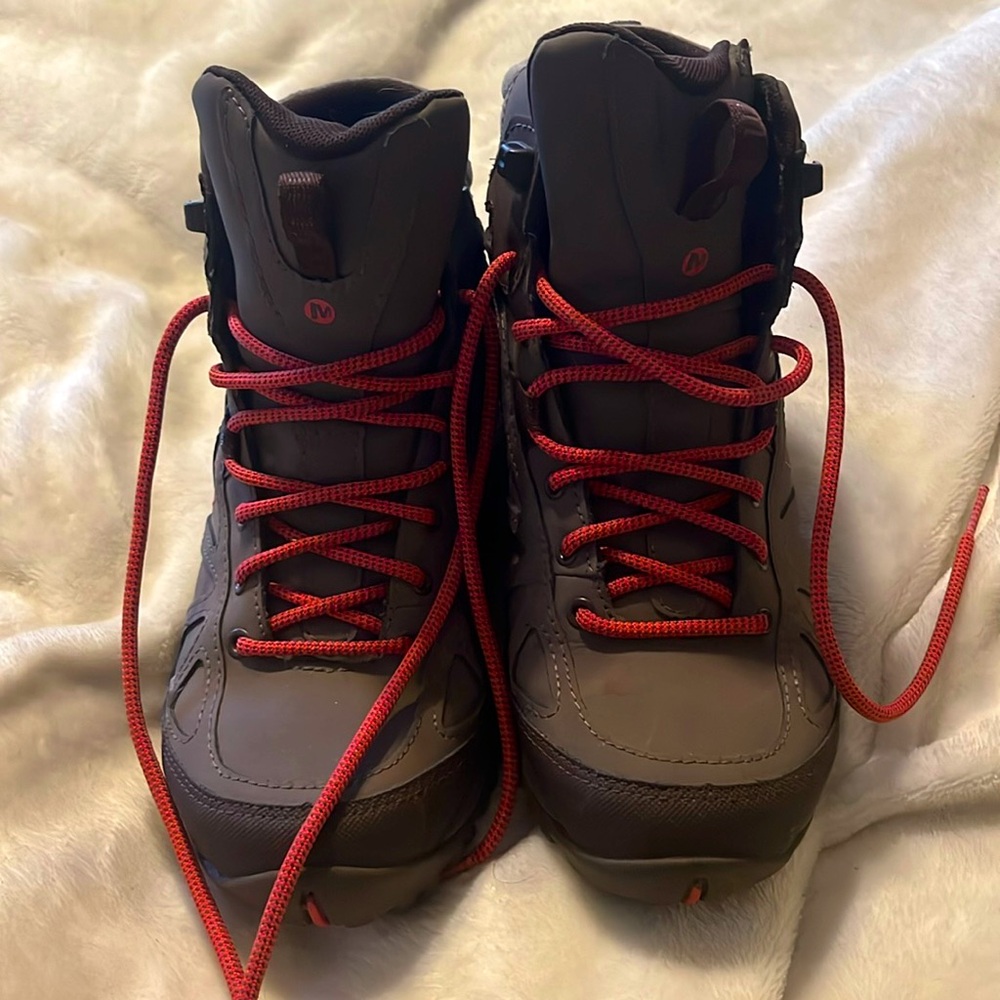 Merrell Hiking Boots - Great condition, Size 7